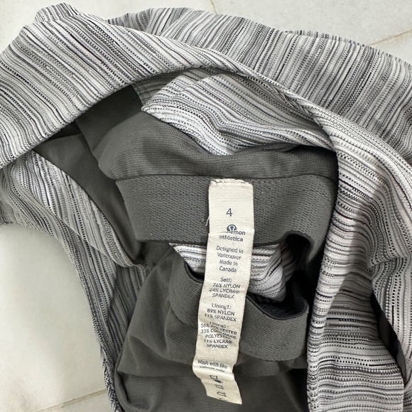 Lululemon top with built in bra - Picture 3 of 3